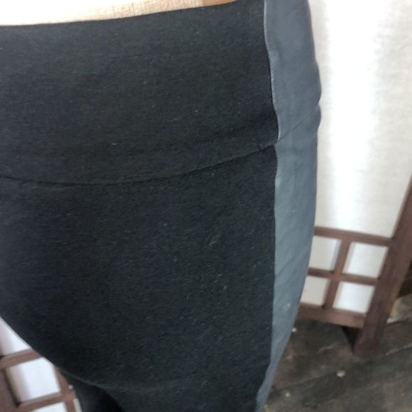 Princess Vera Wang self face faux leather legging sz 5 exposed gold back zipper - Picture 9 of 12